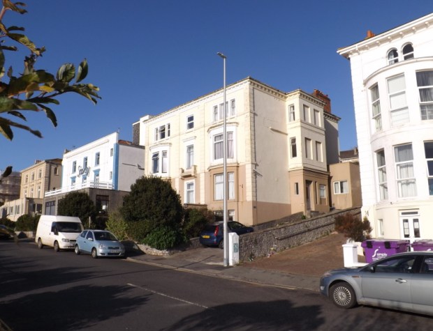 Madeira Road Hotel 02